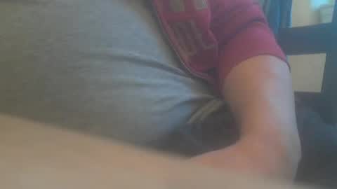 Snapshot of hannes_k chatting on January 10, 3:37 pm hannes_k online show from January 10, 3:37 pm