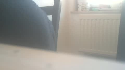 Snapshot of hannes_k chatting on February 17, 10:18 am hannes_k online show from February 17, 10:18 am