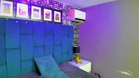 Snapshot of hanny_bliss chatting on December 17, 12:33 pm Hanny online show from December 17, 12:33 pm