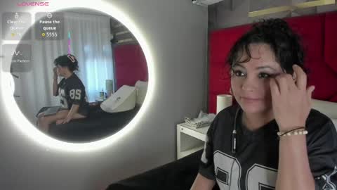 Hanny  online show from April 14, 11:38 am