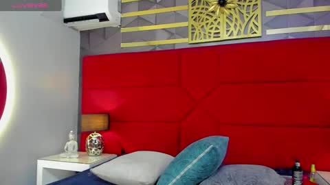 Snapshot of hanny_milf_ chatting on December 27, 11:39 am HANNY online show from December 27, 11:39 am