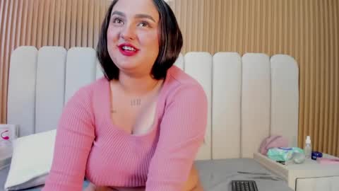 Hanny online show from May 26, 9:22 pm