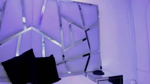 hanny_watson online show from March 5, 2:02 pm