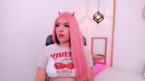 Snapshot of hannybelle__ chatting on November 24, 2:50 pm Hanny online show from November 24, 2:50 pm