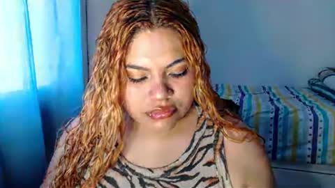 Snapshot of hannykooper chatting on February 3, 3:39 pm hannykooper online show from February 3, 3:39 pm