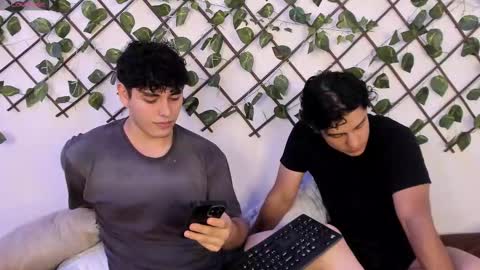 hans and andres online show from February 25, 1:48 am