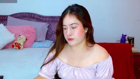 isabella   online show from February 21, 5:36 pm