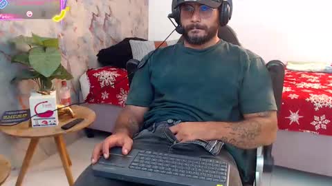 hanz_col online show from October 9, 3:21 pm