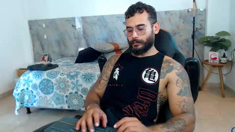 hanz_col online show from November 17, 1:39 pm