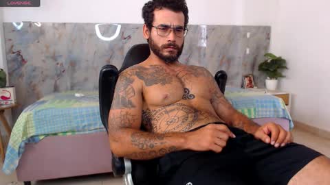 hanz_col online show from May 20, 4:13 pm