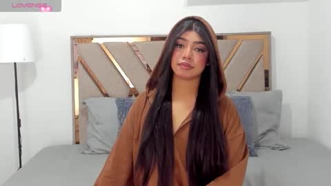 Hanz  online show from November 15, 6:59 pm