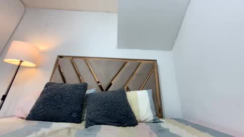 Snapshot of hanz_watson chatting on February 24, 5:00 pm hanz online show from February 24, 5:00 pm