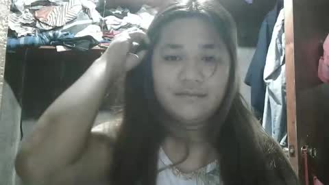 Snapshot of happy00725310 chatting on November 25, 9:37 pm happy00725310 online show from November 25, 9:37 pm