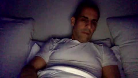 Snapshot of happy2334 chatting on November 1, 1:46 pm skysky6969 online show from November 1, 1:46 pm