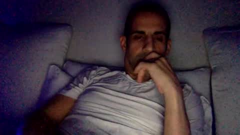 Snapshot of happy2334 chatting on November 3, 2:40 pm skysky6969 online show from November 3, 2:40 pm