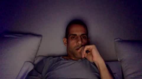 Snapshot of happy2334 chatting on November 12, 6:36 am skysky6969 online show from November 12, 6:36 am