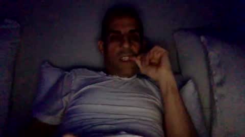 Snapshot of happy2334 chatting on November 21, 8:02 am skysky6969 online show from November 21, 8:02 am