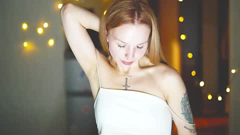 happy_cat_house2 online show from February 17, 6:59 pm