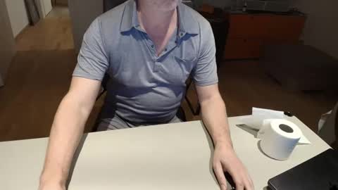 Snapshot of happybugger chatting on March 1, 7:05 pm Cum for you online show from March 1, 7:05 pm