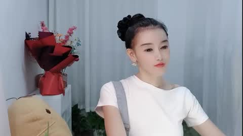 Daisy online show from May 26, 3:08 pm