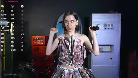 Evy  online show from October 25, 3:18 pm