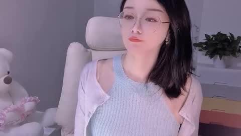 Snapshot of happysweetie168 chatting on January 22, 5:28 pm Daisy online show from January 22, 5:28 pm