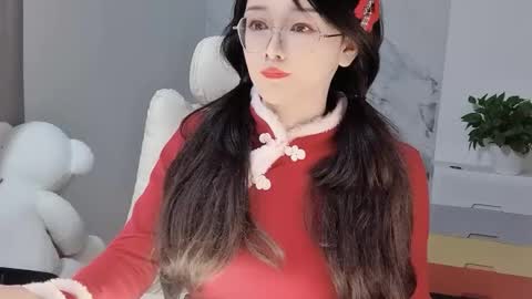 Snapshot of happysweetie168 chatting on February 21, 5:53 pm Daisy online show from February 21, 5:53 pm