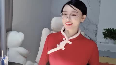 Snapshot of happysweetie168 chatting on February 24, 3:44 am Daisy online show from February 24, 3:44 am