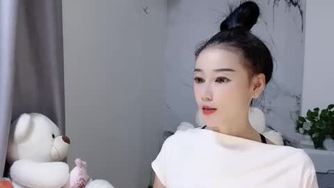 happysweety1688 online show from October 12, 4:22 am