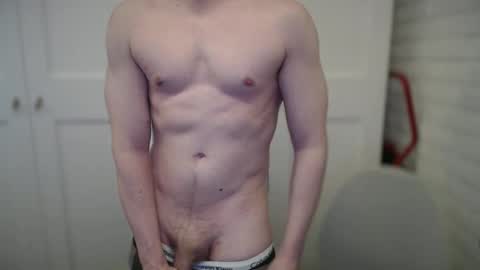 happyvelvetpaw online show from April 2, 3:20 pm