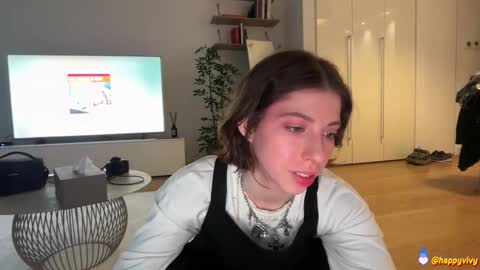 Snapshot of happyvivy chatting on March 21, 3:55 am Vivy online show from March 21, 3:55 am