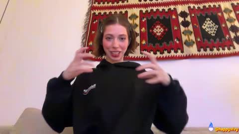 Snapshot of happyvivy chatting on April 9, 12:10 am Vivy online show from April 9, 12:10 am