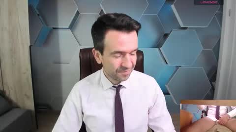 Steve online show from March 1, 3:19 am