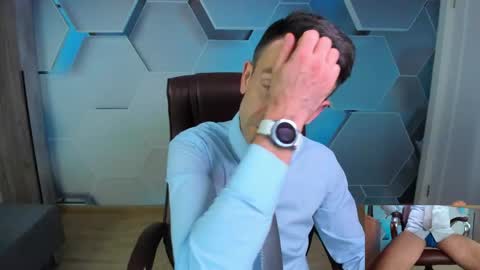 Steve online show from April 19, 3:17 am