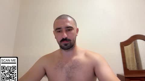 Snapshot of hard_to_obey chatting on October 8, 5:54 pm Vadim online show from October 8, 5:54 pm