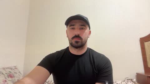 Snapshot of hard_to_obey chatting on October 16, 6:31 pm Vadim online show from October 16, 6:31 pm