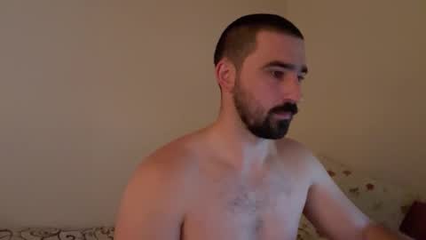 Snapshot of hard_to_obey chatting on October 25, 1:40 pm Vadim online show from October 25, 1:40 pm