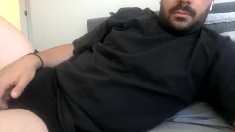 HardAussie21 online show from December 19, 1:01 am