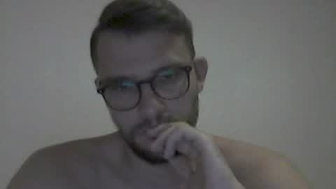 hardboylovemilfmoom online show from June 24, 7:02 pm