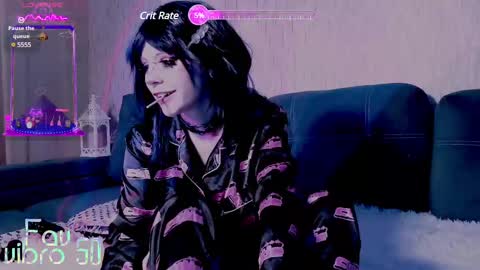 Snapshot of hardcore_hentai chatting on February 24, 2:51 am Mia online show from February 24, 2:51 am