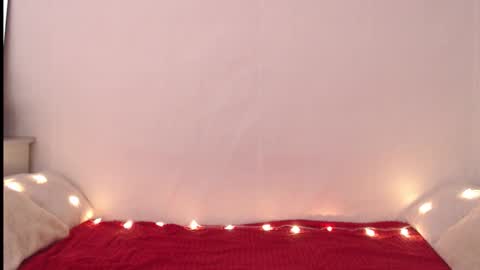 Emily online show from February 15, 8:27 pm