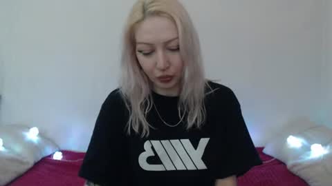 Emily online show from July 15, 10:59 pm