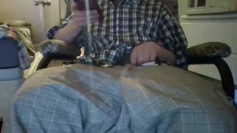 Snapshot of hardguymike chatting on April 19, 9:52 am hardguymike online show from April 19, 9:52 am