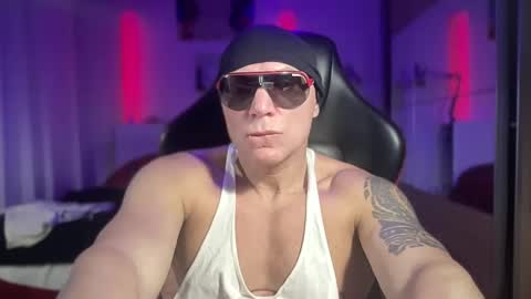 MATTSTEEL - ITALIAN STALLION online show from February 16, 2:32 pm