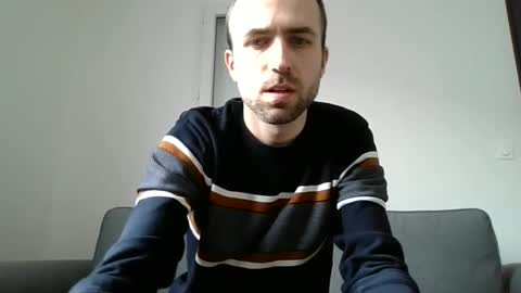 Mika online show from March 8, 9:39 am