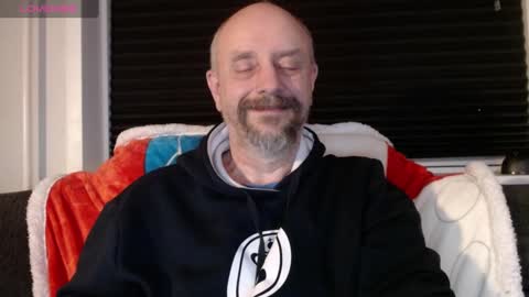 MrLazy online show from December 24, 1:06 am