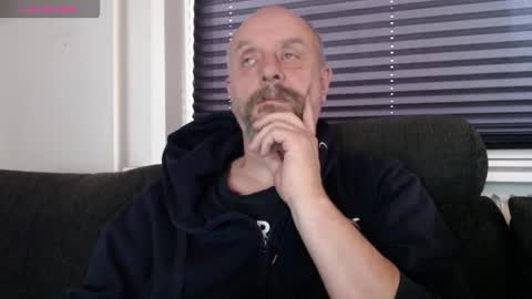 MrLazy online show from November 30, 1:15 pm