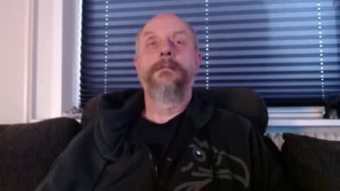 MrLazy online show from December 15, 10:30 am