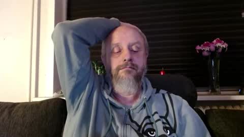 MrLazy online show from January 6, 6:44 pm