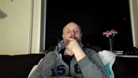 MrLazy online show from March 4, 6:58 pm